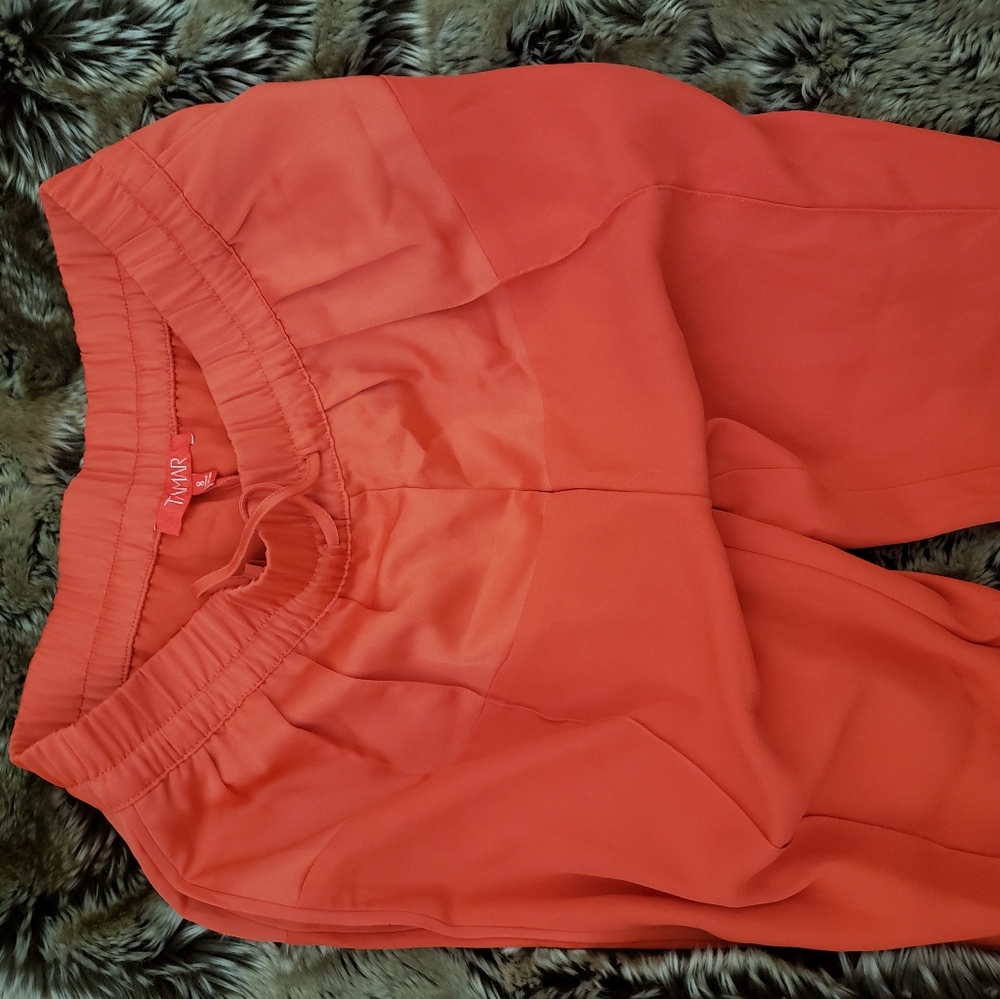 Joggers - Picture 2 of 3